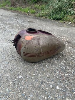 Nádrž Jawa Pérák 250 - 8