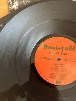 Running Wild – Pile Of Skulls - 8