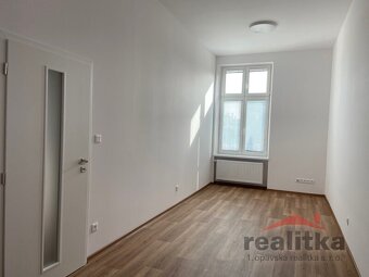 Pronájem bytu 108 m2, 4+1 se zahradou, ul. Dukelská, Opava - 8