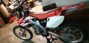 Honda CRF250R r.v. 2008 - 8