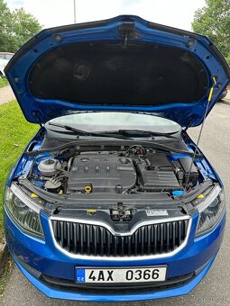 OCTAVIA 3 COMBI 2.0 TDI 4x4 - 8