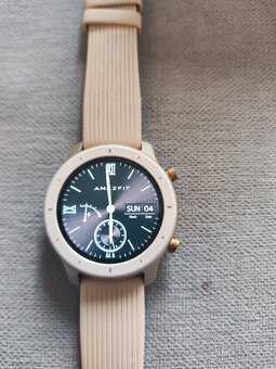 Chytré hodinky Amazfit GTR 42MM růžové - 8