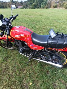 Suzuki GS 400 - 8