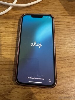 Iphone 13 RED edice, 128gb - 8