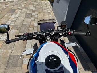 BMW M1000R - 8