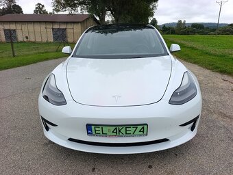 Tesla 3 - 8