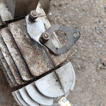 Jawa 555/550 motor - 8