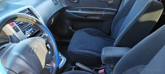 Hyundai Tucson 2.CRDi 103kW  rok 2007 - 8