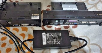 2x dokovací stanice Dell + origo 130w dell adapter. - 8