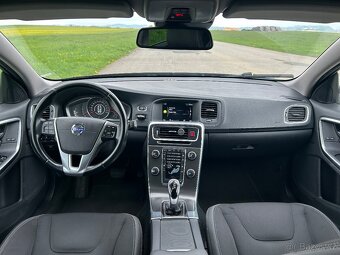 Volvo V60 2.0 D4, 120kW, 2014 - 8