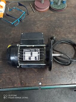 Prodám motor pro bazénovou filtraci - 8