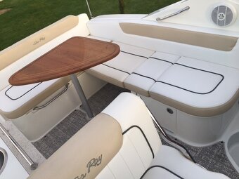 PRODÁM KAJUTOVOU LOĎ Sea Ray 250 SUNDANCER, 350 MPI - 8
