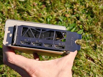 Grafická karta AMD MSI Radeon RX 5700 EVOKE GP OC 8G - 8