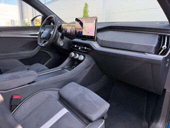 Prodám ŠKODA Kodiaq 2025 2.0TDi 142KW 4x4 DSG Sportline - 8