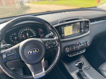 KIA SORENTO 4WD PLATINUM - odpočet DPH - 8