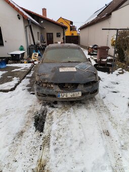 Porodem 2x Mazda xedos 2.0l - 8