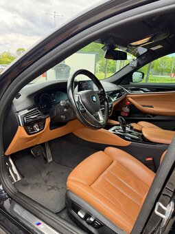 BMW 540i X-drive 250KW M-Paket CZ - 8