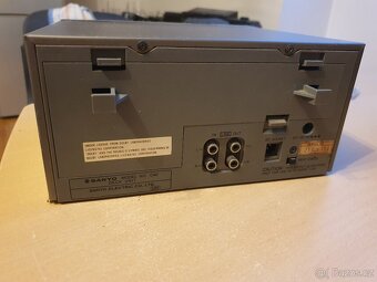 SANYO C4 Tape deck Boombox - 8