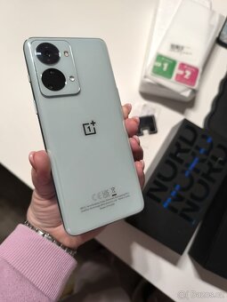 OnePlus Nord 2T - 128GB - 8
