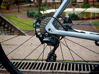 Trek Emonda SL 5 disc - 8