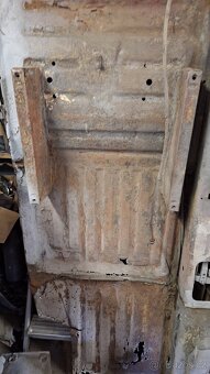 Podlaha skoda 110r - 8