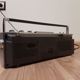 Radiomagnetofon - 8