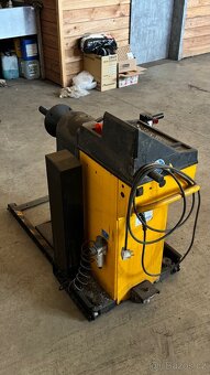 Vyvažovačka kol - 8