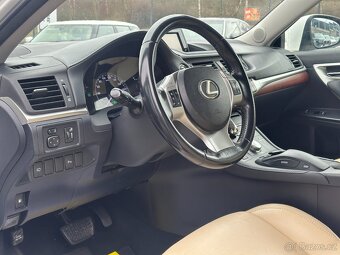 Lexus CT 200h 2011 - 8