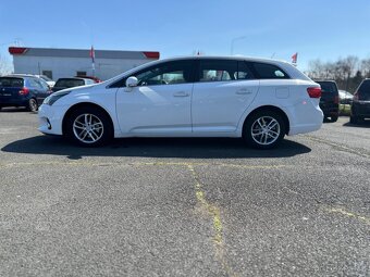 Toyota Avensis - 8