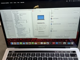 Macbook Pro 13" 2019 / I5 / 8GB / 256GB / Silver - 8