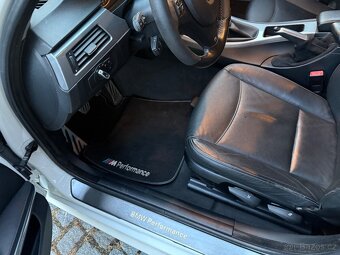 BMW 320i e90 sport packet 140000km Nové CZ - 8