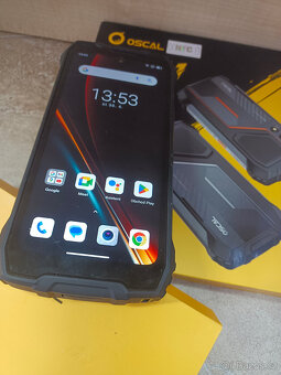 Mobil Oscal Pilot 1, 6/256 GB, nárazuvzdorný, ochranná fólie - 8