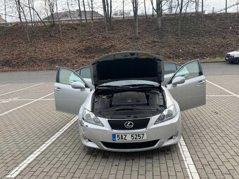 Lexus IS250 - 8