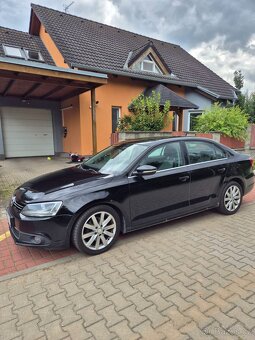 Volkswagen Jetta 2.0 TDI 103kW, Původ ČR - 8
