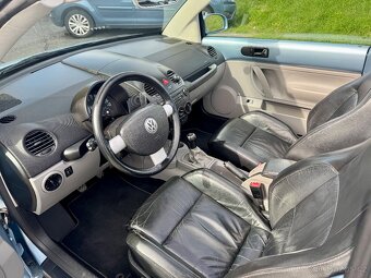 Volkswagen New Beetle, Cabrio 1.6MPi 75kW. TOP - 8