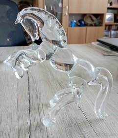 Skleněná figurka - 8