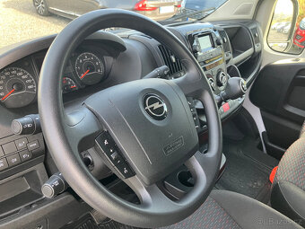 OPEL MOVÁNO 2,2 103 KW TAŽNÉ L2 7 MÍST - 8