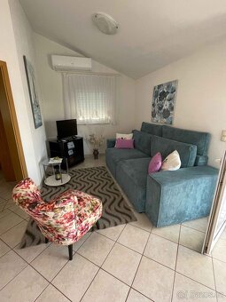 CHORVATSKO, apartmán, ubytovanie pri pláži s pieskom v mori - 8