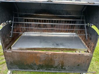 Půjčím Gril na prase, sele, krůtu. - 8