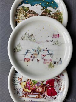 Vánoční kolekce porcelánových talířů a svícnů - 8
