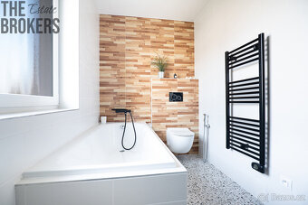 Prodej rodinného domu 172m2, pozemek 1036m2 - 8
