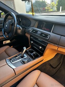 BMW 740d xDrive - 230kW - M Sportovní paket - 8