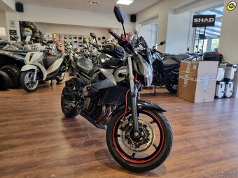 Yamaha XJ6 - 8
