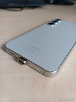 Samsung S24, málo používaný - 8