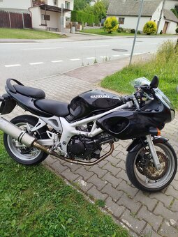 Suzuki SV 650s - 8