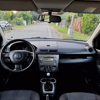 Mazda 2. 1,2i Dovoz Rakousko. - 8