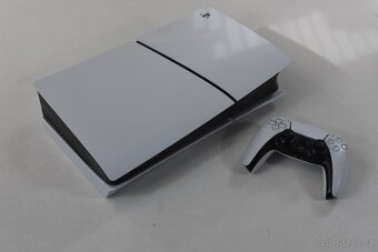 PlayStation 5 (verze slim) s mechanikou ,záruka rok Zánovní - 8