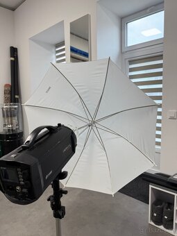 Výprodej vybavení z ateliéru - 8