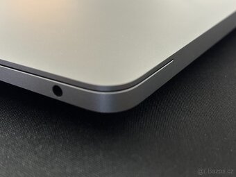 MacBook Air M1 8/256 - TOP stav, bez škrábnutí - 12500 Kč - 8