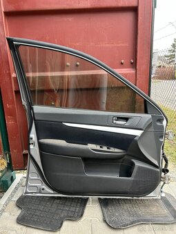 SUBARU Legacy kombi BR - dveře a další díly - 8